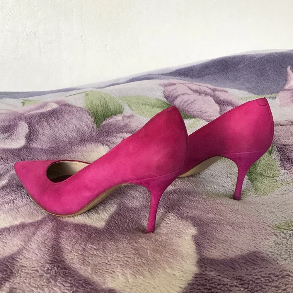 Marc Fisher LTD Pointed Toe Suede Pump - Picture 6 of 10